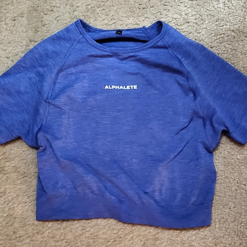 Alphalete crop top